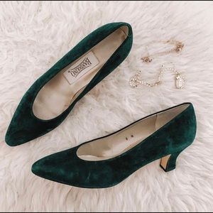 Vintage velvet Kitten Heels